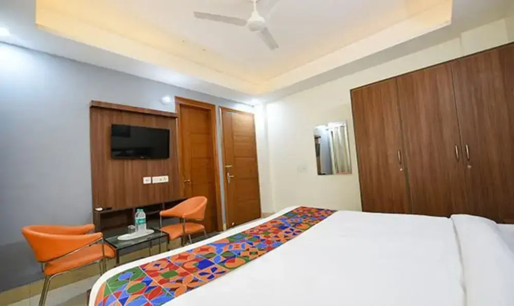 FabHotel Muktinath Near Medanta- The Medicity Hospital, Gurugram