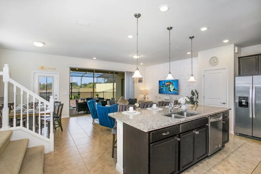 5 Bdrm 5 Bathrm Home at Solterra