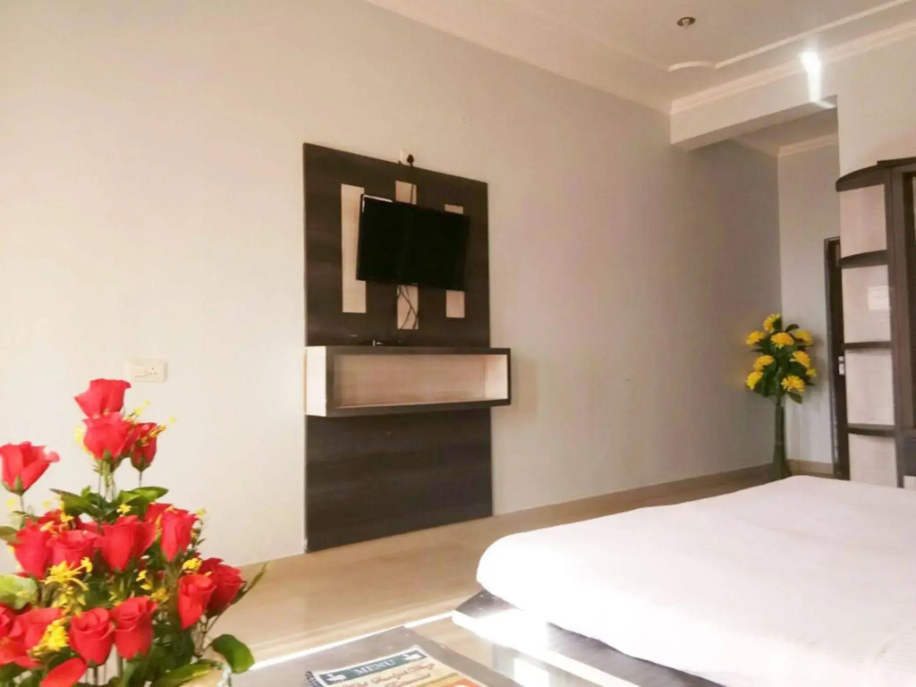 Hotel Sambyal Wings