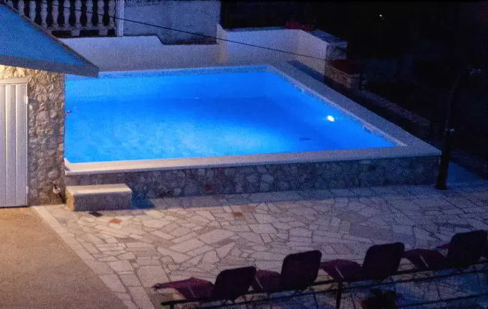 Villa Ljubo Razanj