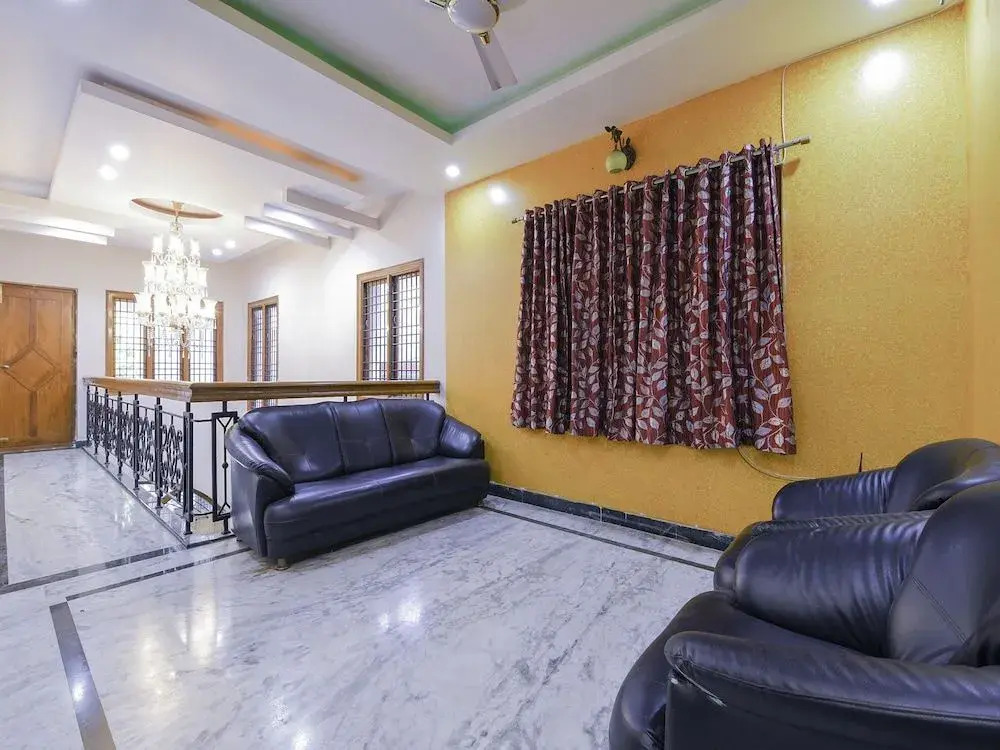 Oyo 22676 Villa 56