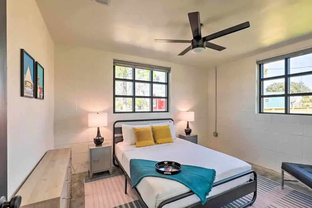 Unique Texas Home in Converted Gas Station!