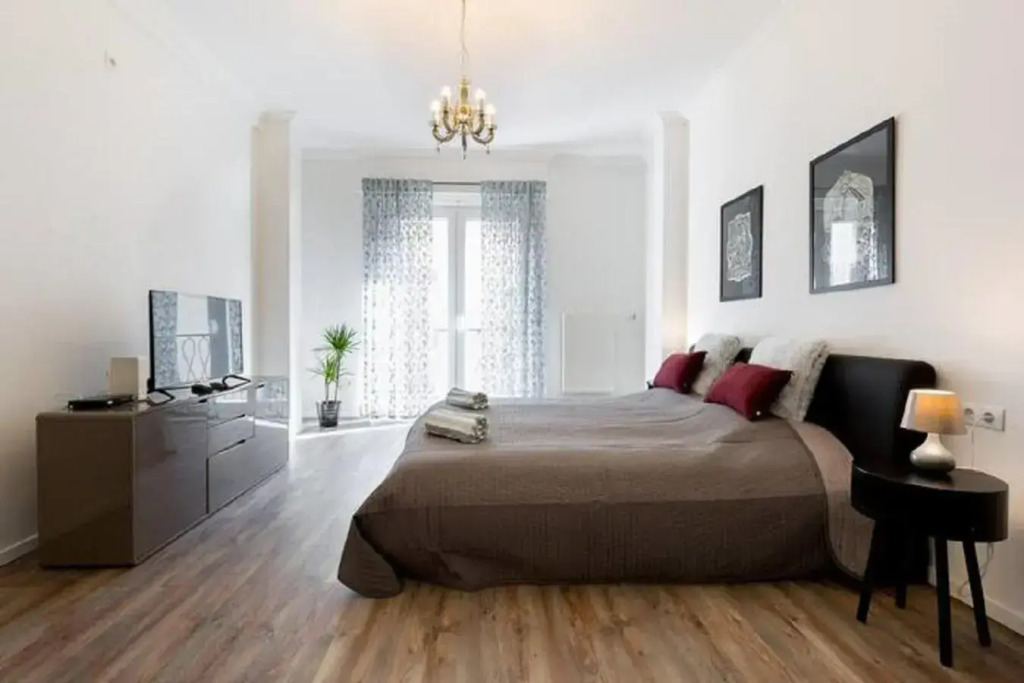 Splendid apartment at Gozsdu Courtyard