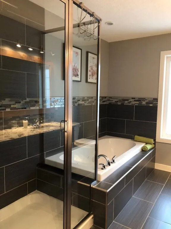 Luxury Bowness Getaway