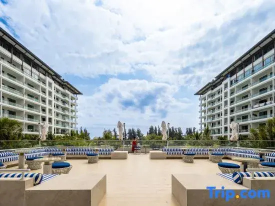 Yuelaichangsheng Beach Hotel