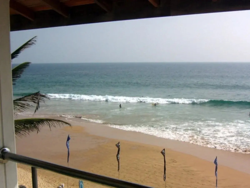 Royal Beach Hotel Hikkaduwa