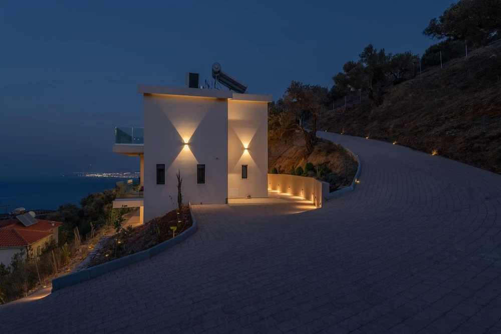 Luxury Villa Verde