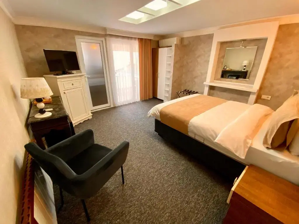 Peri Boutique Hotel