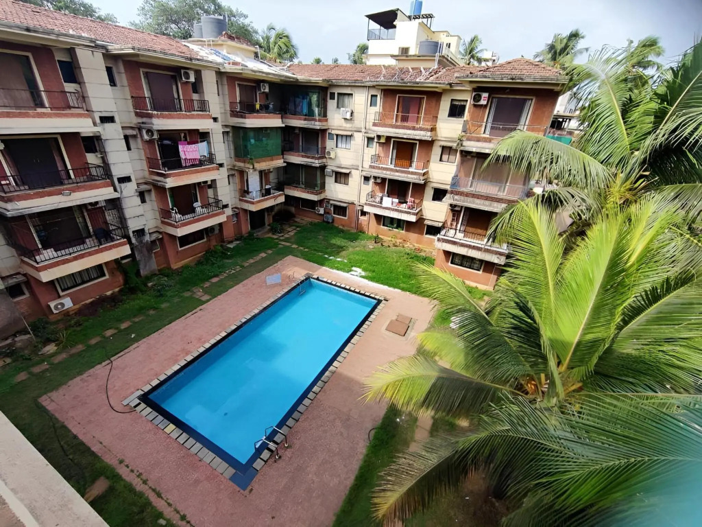 PALM 1BHK APARTMENT BY RONNEs