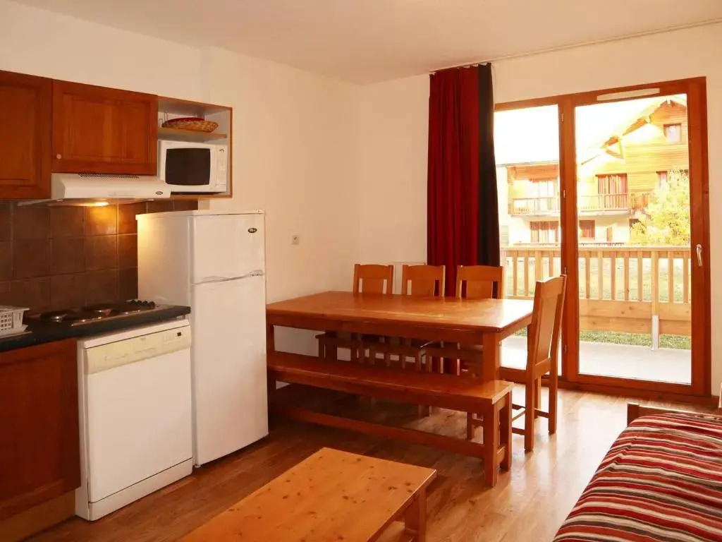 Appartement Les Orres, 3 pièces, 8 personnes - FR-1-322-378