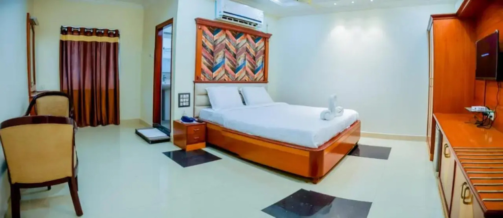 OYO Townhouse Anantapur Near Srikantam Circle