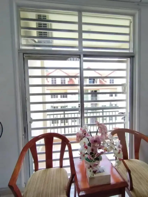 Homestay Ainis Guest House