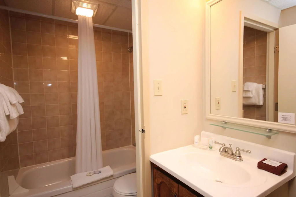 St Andrews Inn & Suites