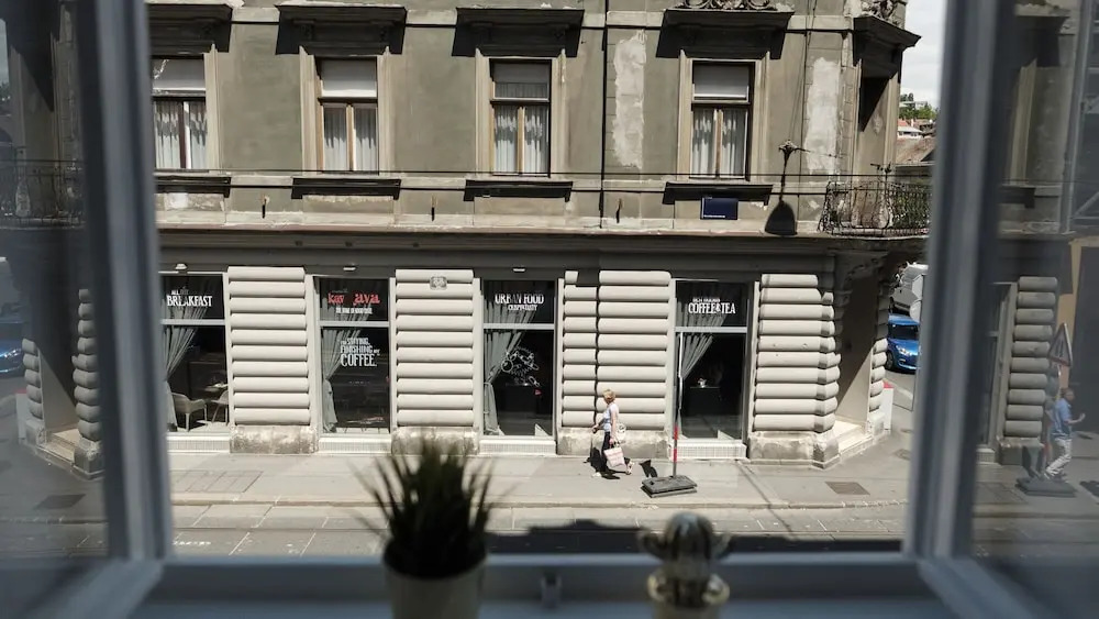 MINT Boutique Studio Apartments