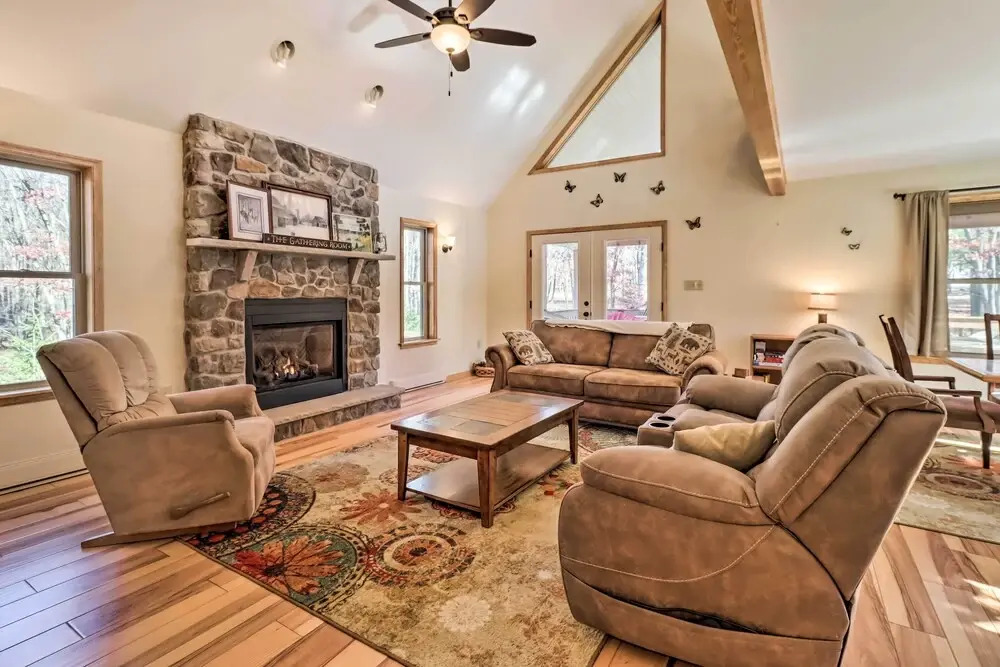Hike, Fish & Unwind: Albrightsville Cabin!
