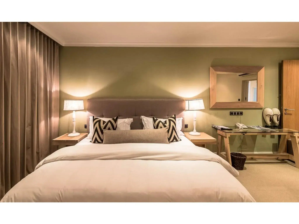 Sugar Hotel
