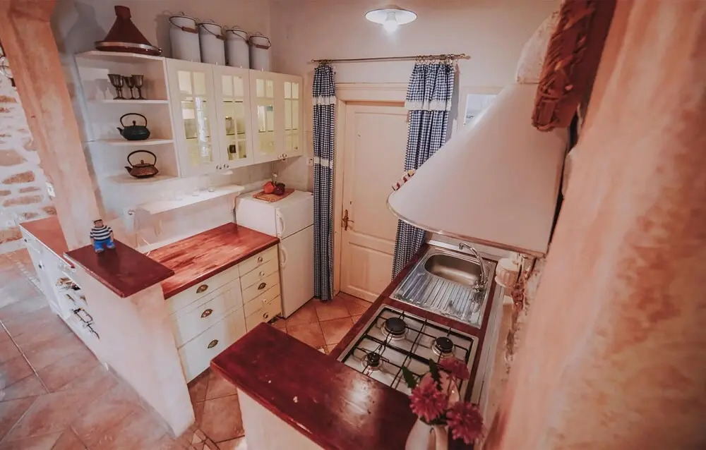 Amazing Home in Preko With 6 Bedrooms, Wifi and Outdoor Swimming Pool