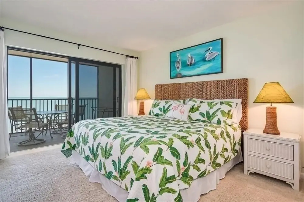 Sea Oats 215 2 Bedroom Home by RedAwning
