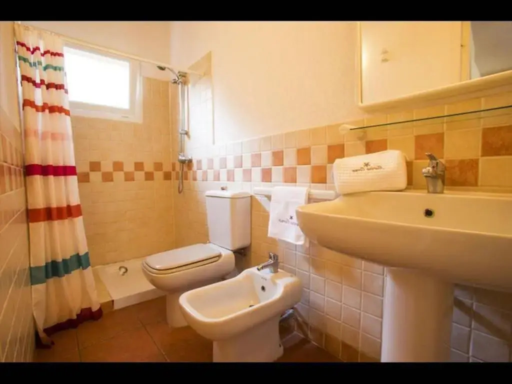 Apartment for 8 people with 2 bathrooms, on the sea