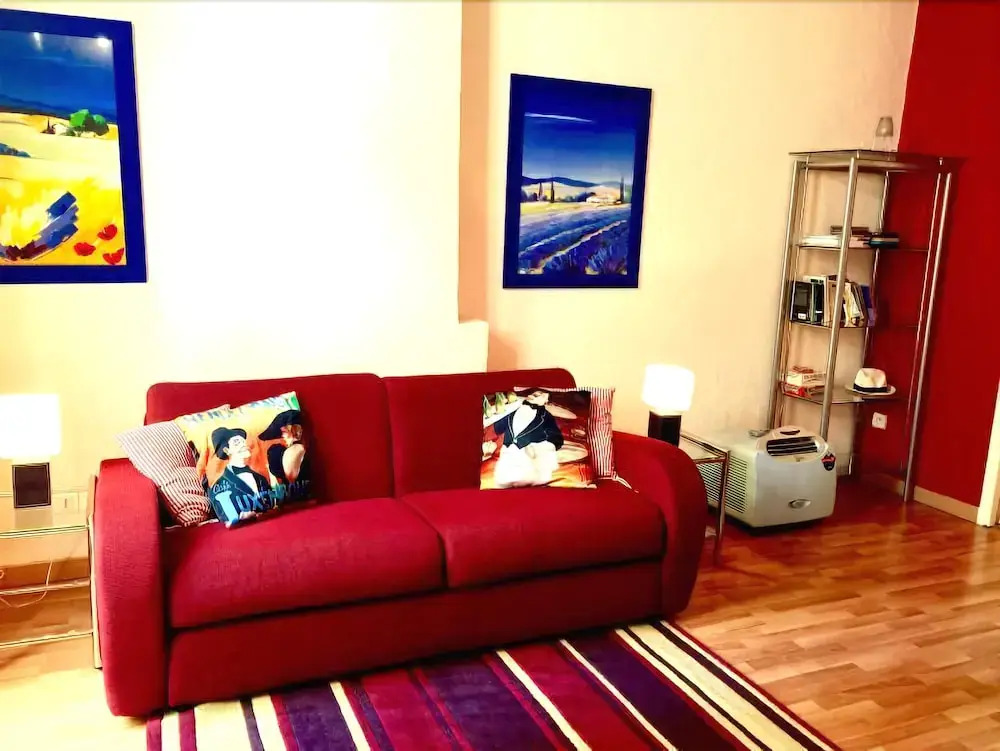 Faure Apartment