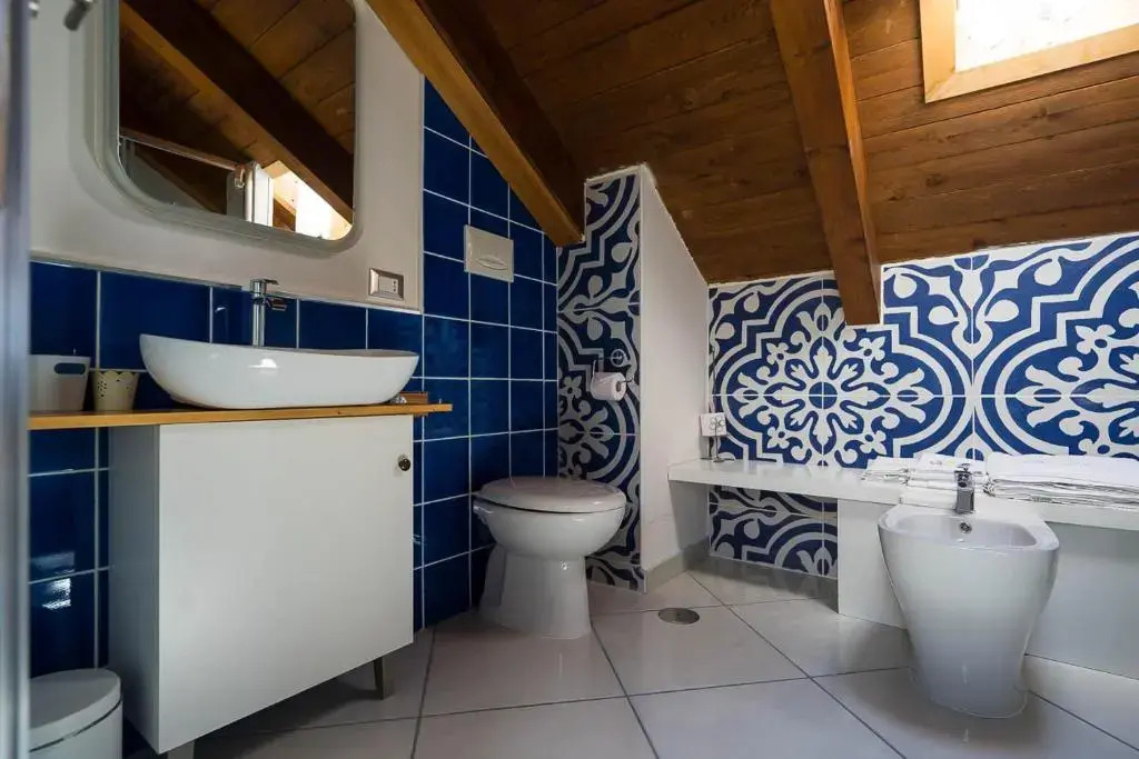 Ispani Inn Resort