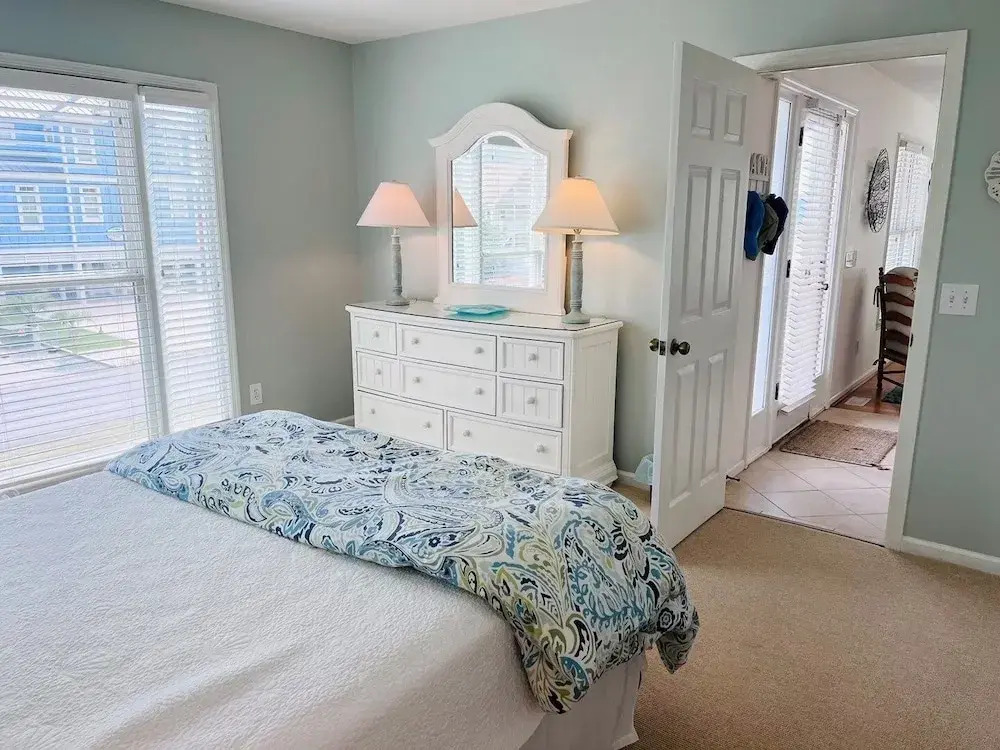 Carpe Diem 4 Bedroom Home by RedAwning