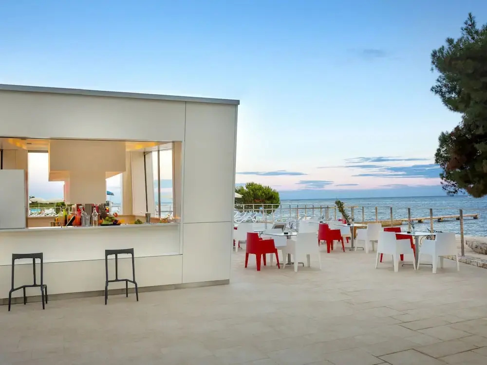 Comfortable Holiday Home With a Terrace, 3 km. From Rovinj