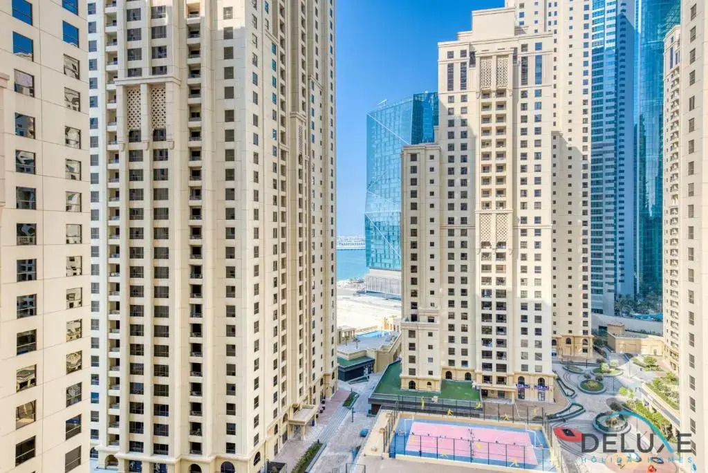Classy 1BR in Bahar, Jumeirah Beach Residence by Deluxe Holiday Homes