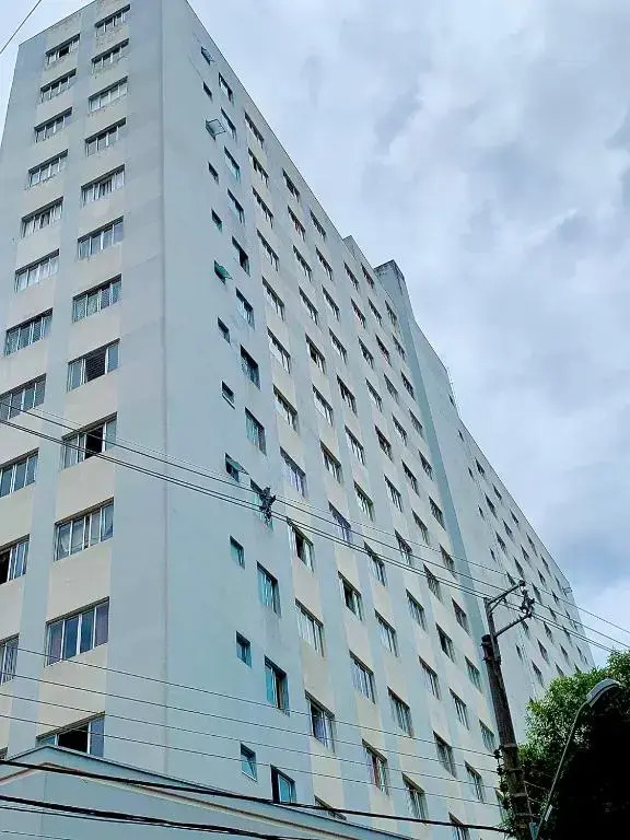 205- Apartamento 1 quarto suite, Encantador, amplo e decorado, mobiliario moderno, cozinha completa com utensílios , Excelente vista da cidade e localização privelegiada no bairro Bigorrilho ,