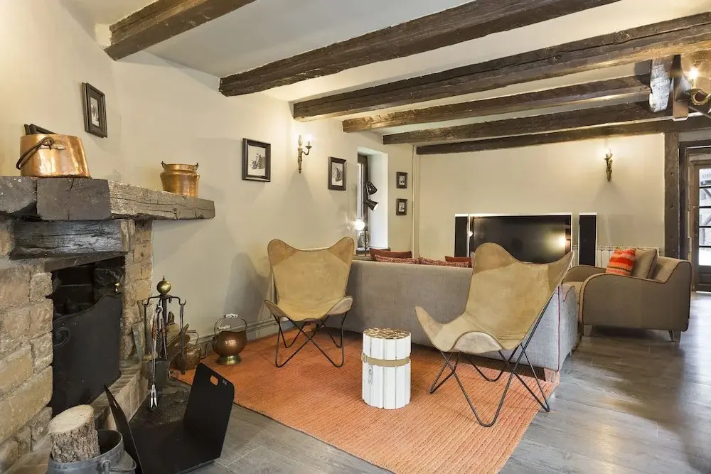 Luderna - Casa con terraza dera Aubeta
