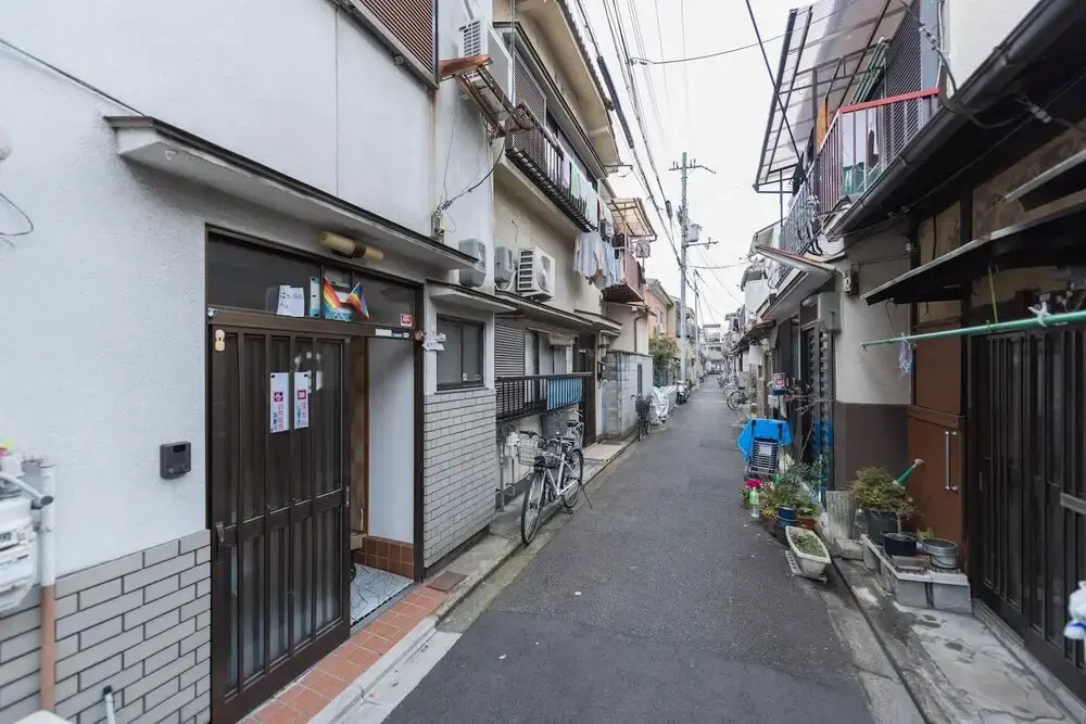 Kiraku House