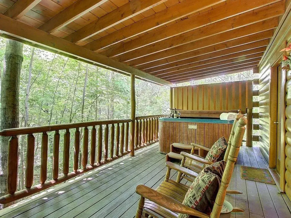 Autumn Breeze 1 Bedroom 1 Bathroom Cabin
