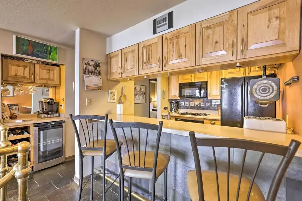 Cozy Condo w/ View, Walk to Steamboat Ski Resort!