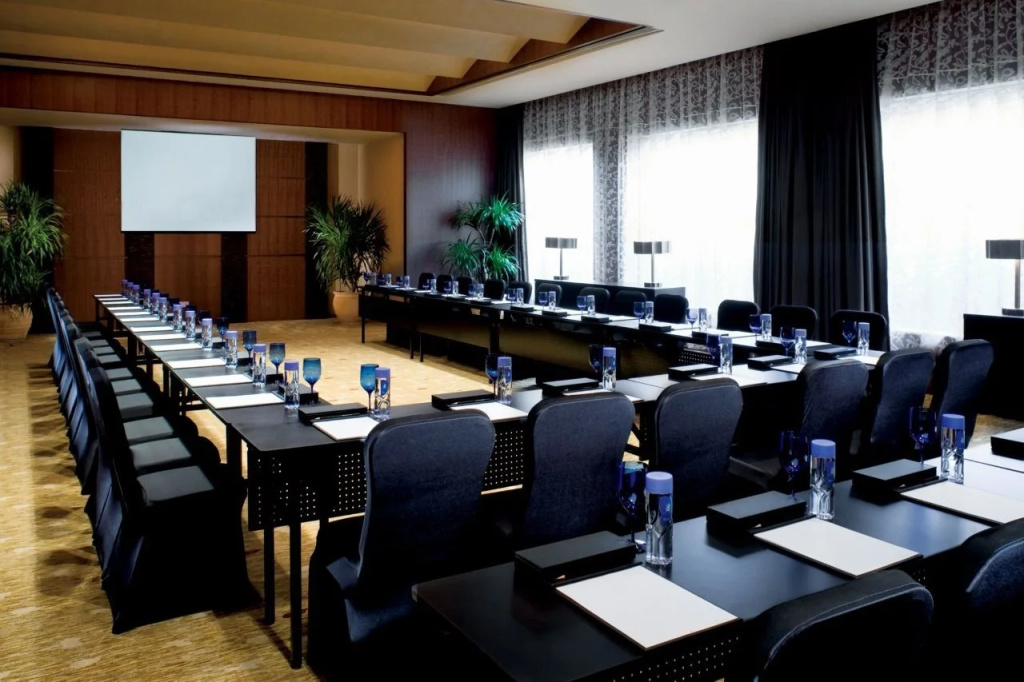 Отель The Ritz-Carlton Sanya Yalong Bay