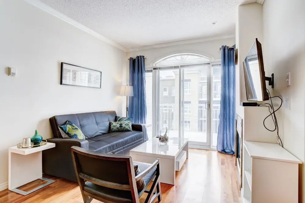Suite Digs Genesis