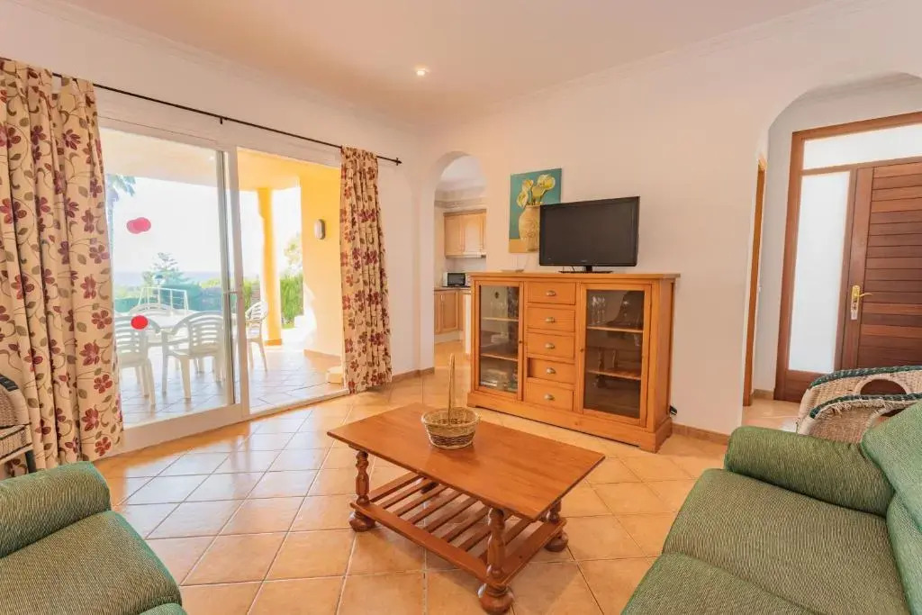 V155 Villa Llebeig By Menorcarentals