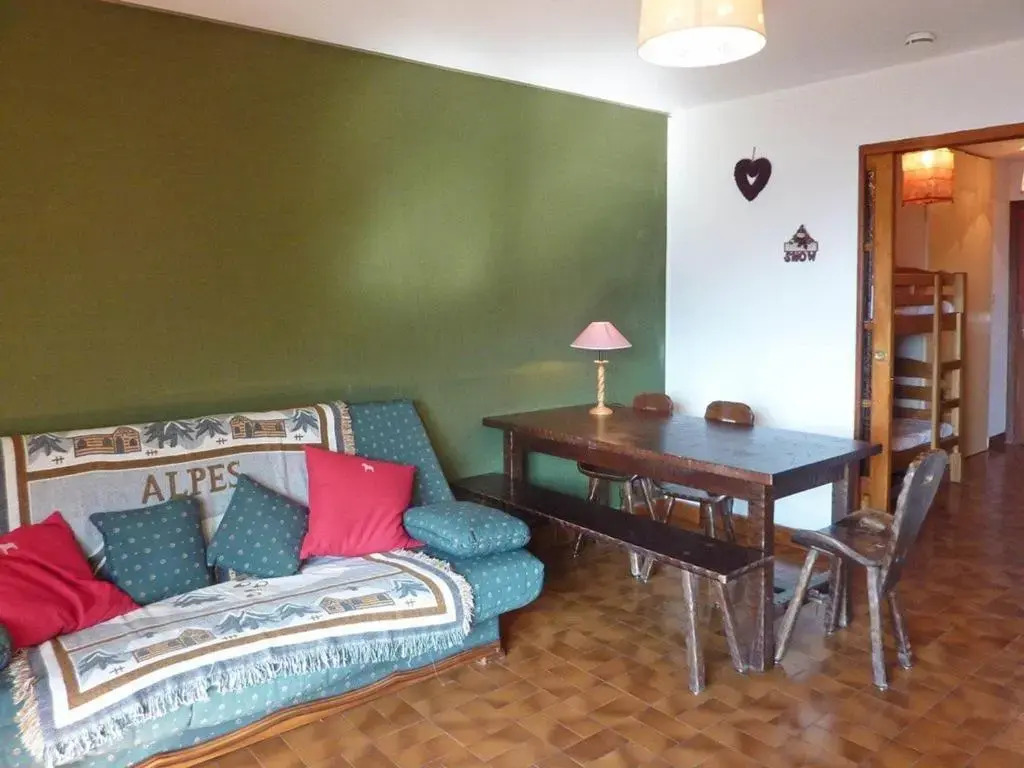 Appartement Les Orres, 1 pièce, 4 personnes - FR-1-322-14