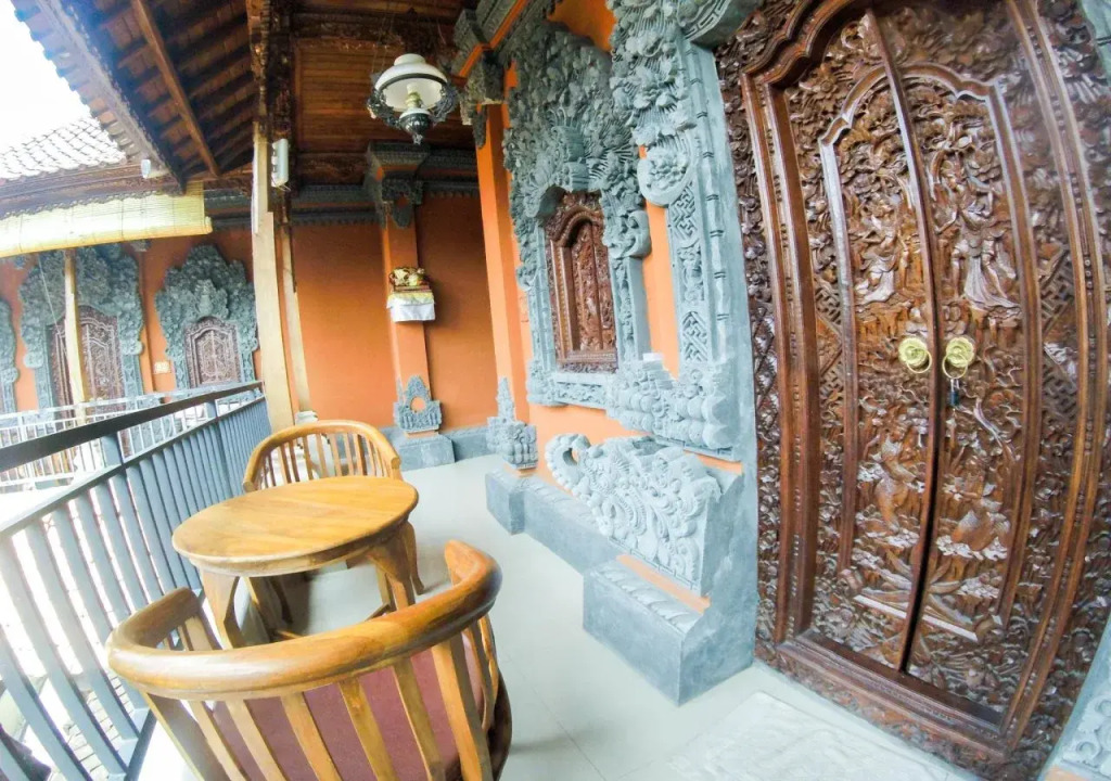 Shiva House