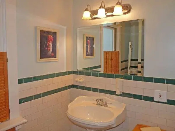 Spillett House B & B