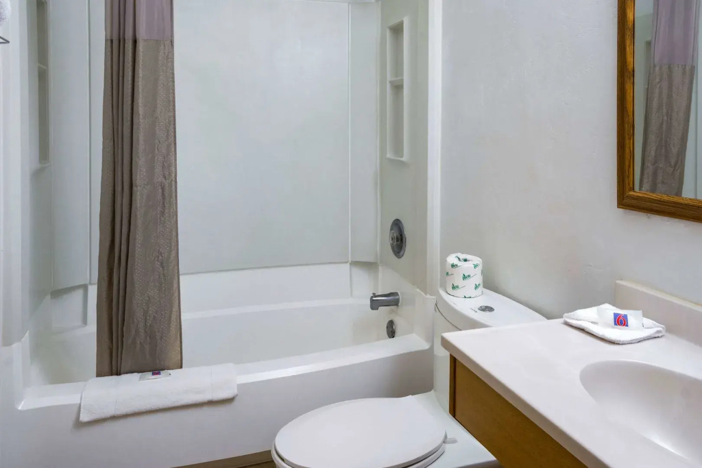 Motel 6-Wilsonville, OR - Portland