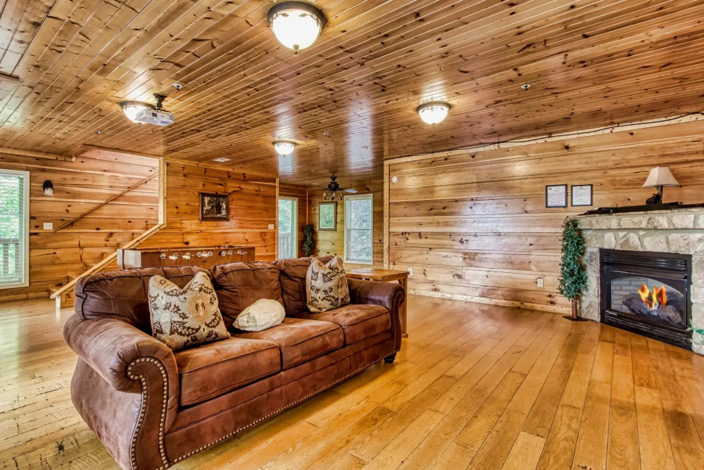 Big Bear Lodge
