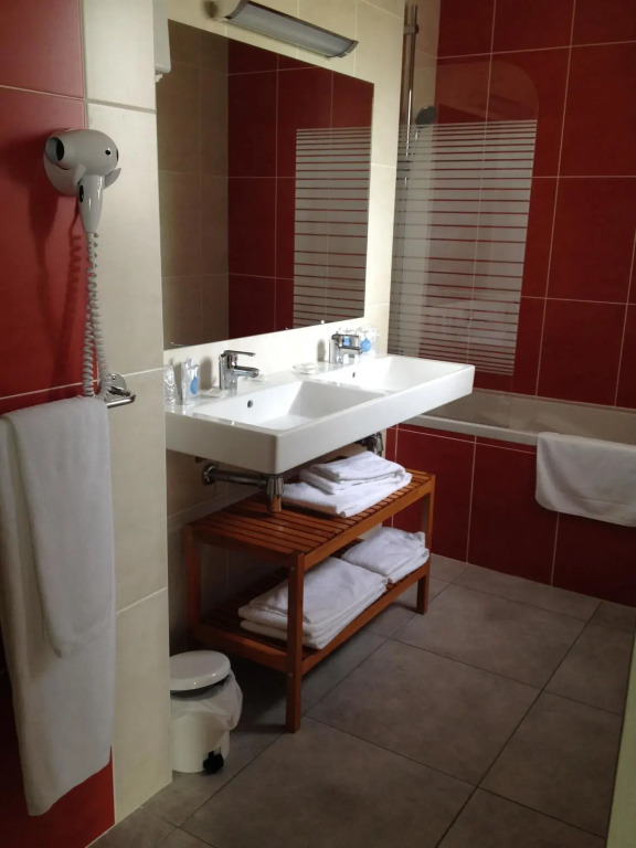 Kyriad Perpignan Sud