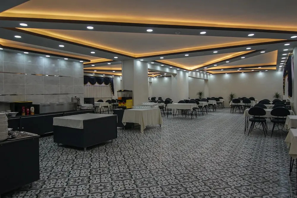 Aswana Suit Hotel