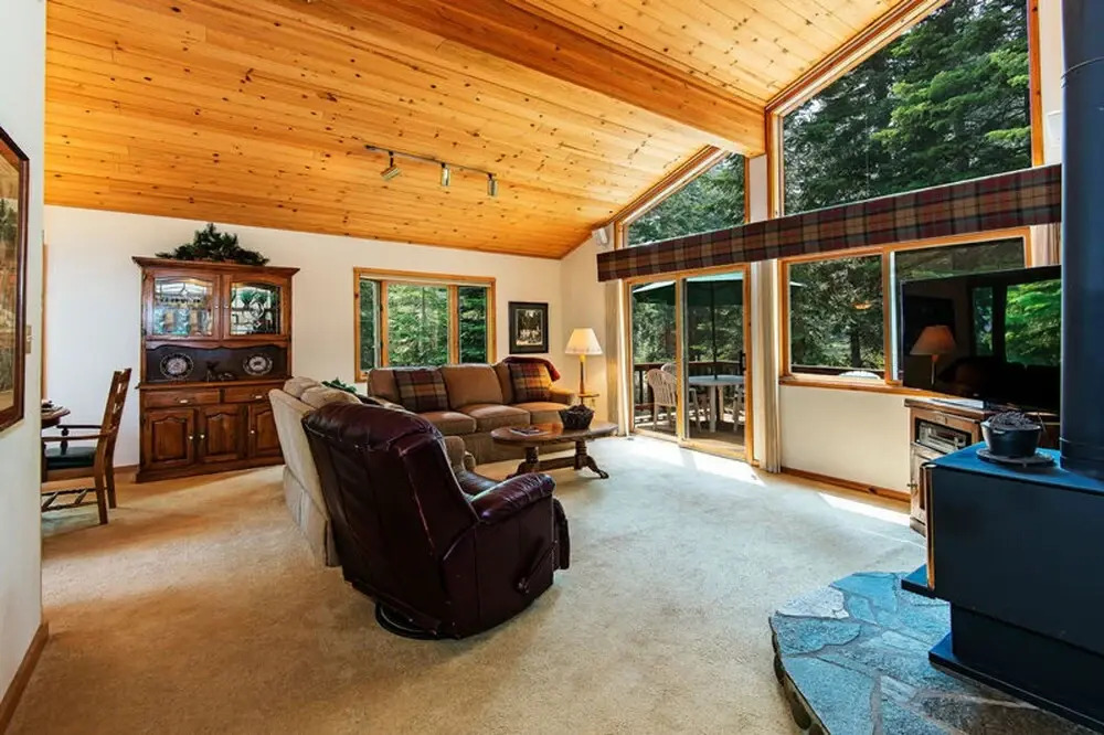 Northridge 3 Bedrooms 2.5 Bathrooms Home