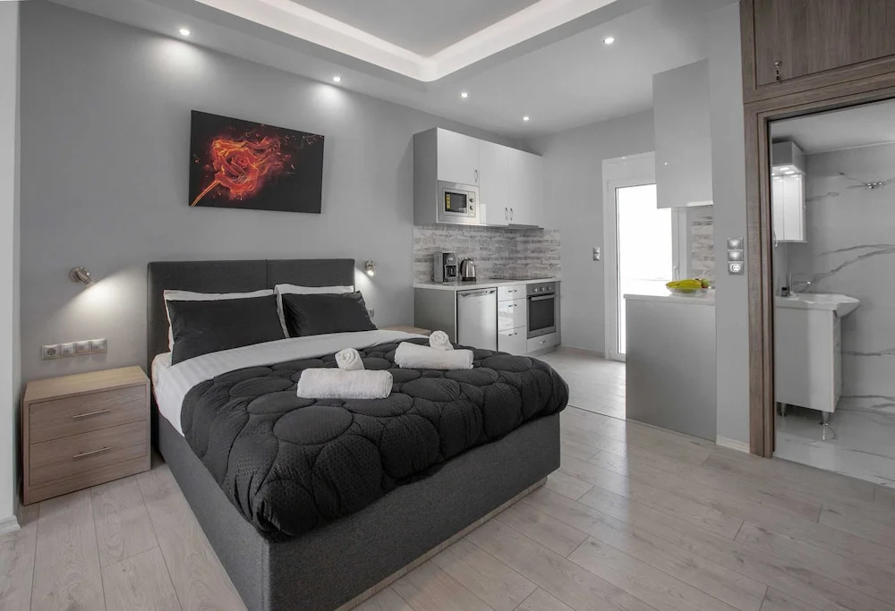 Studio penthouse near Acropolis by GHH