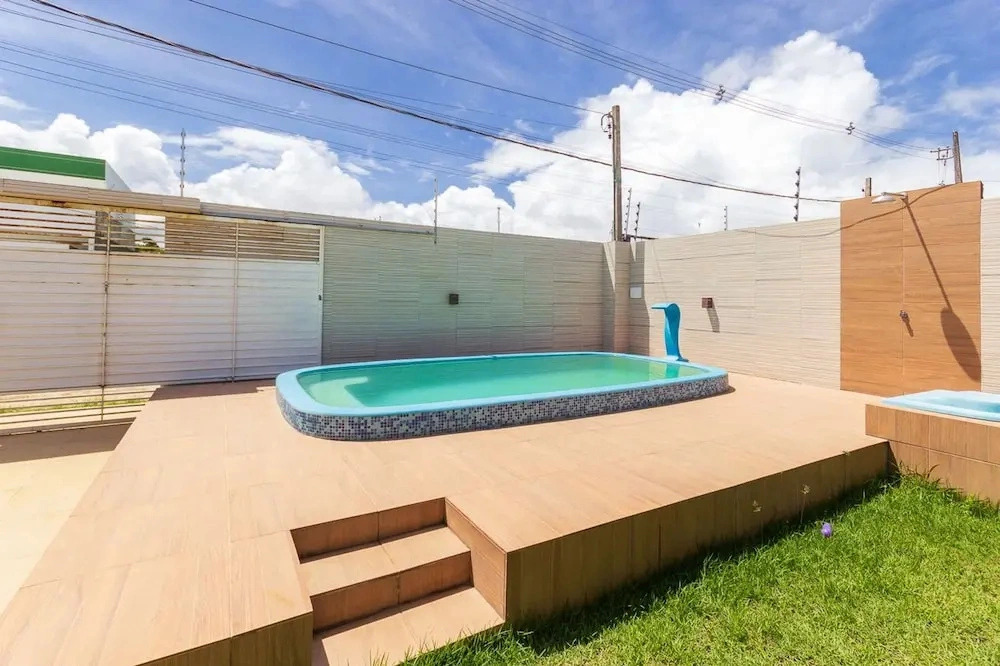 Casa com Piscina e Ar Perto da Praia em Paripueira