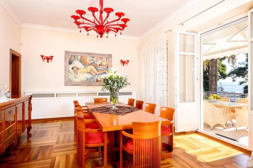 Exclusive Seafront Villa 5 Bedrooms Villa Mestro Outdoor Pool