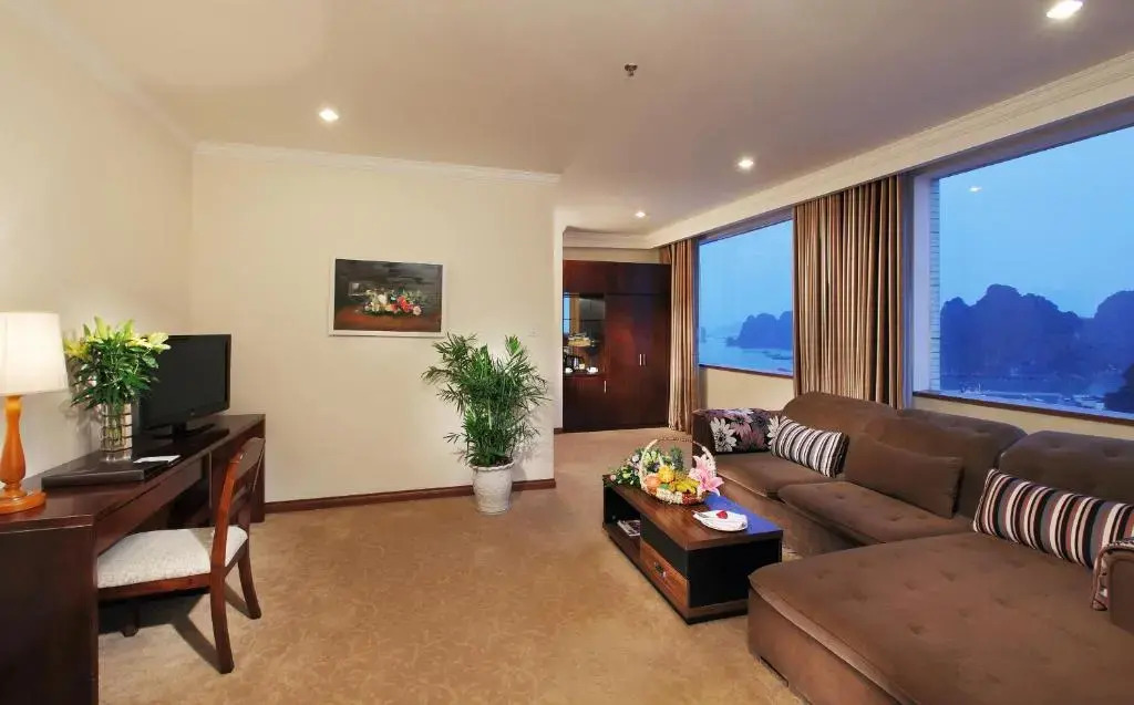 Ha Long DC Hotel
