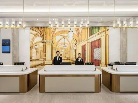 Vienna International Hotel (Chengdu Wenjiang University Town Fengxihe Subway Station)