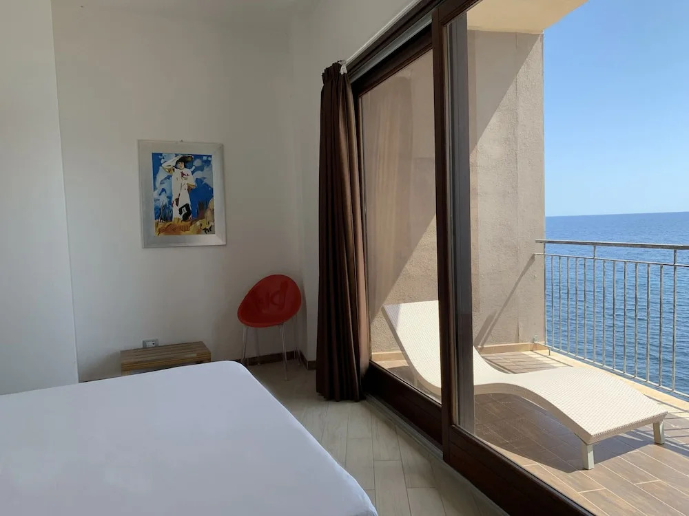 Nuraghe Apartments